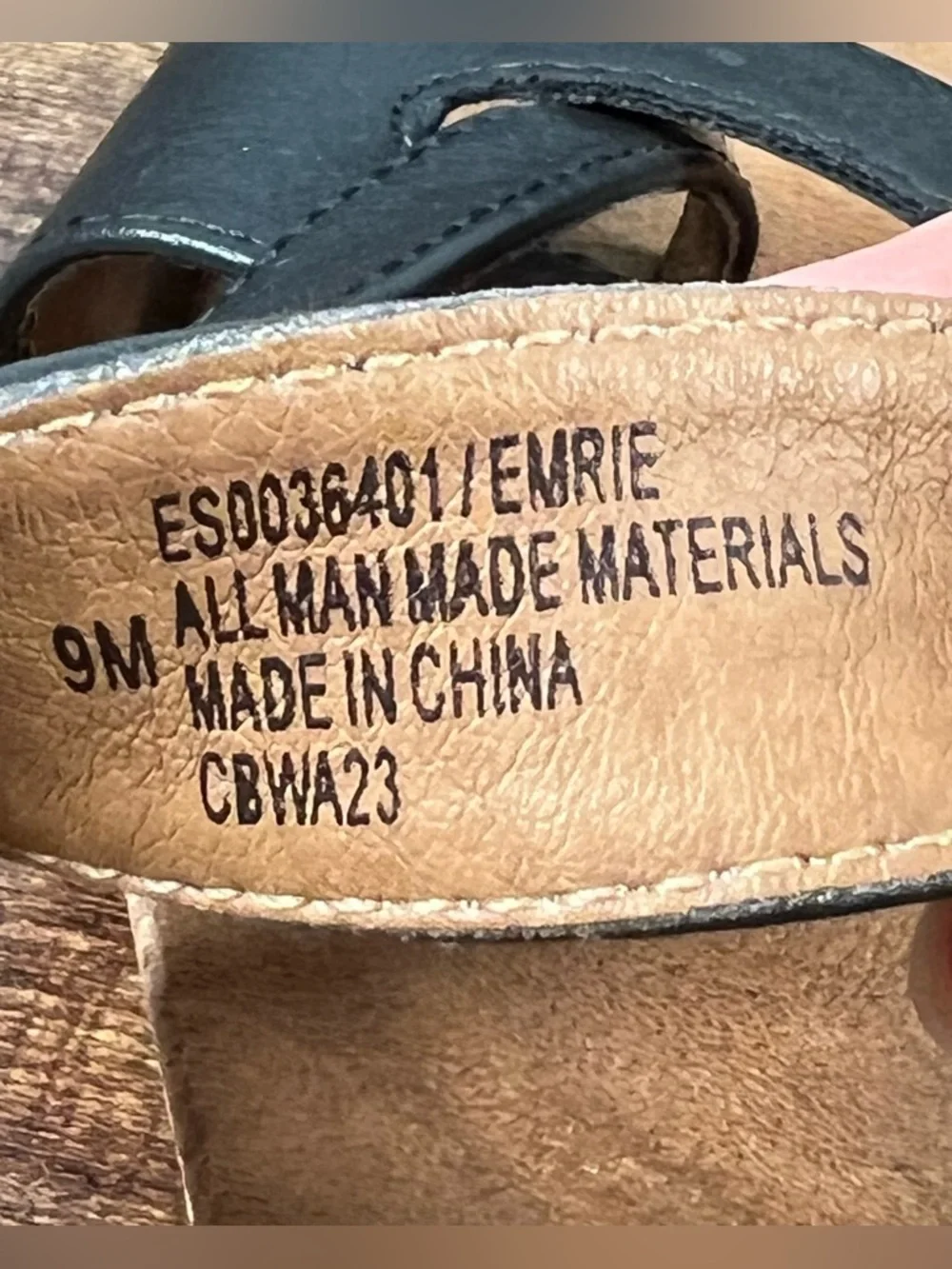 EuroSoft Sandals Emrie Cork Wedge Black Faux Leather Thong Toe Casual Women's 9 - Picture 9 of 11